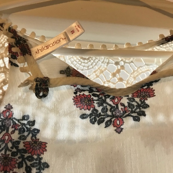 Women’s Dress Top - Picture 2 of 2